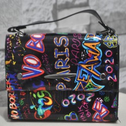 Renkli Yazı Desenli Omuz Çantası