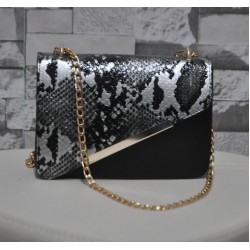 Siyah Yılan Derisi Desenli Omuz Çantası