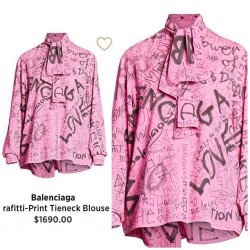 Blncga fularlı tasarım gömlek Blncga fularlı tasarım gömlek