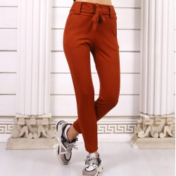 Fiyonk Kuşaklı Pantolon