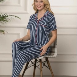 Çizgi desenli pijama takımı