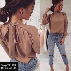 Sırt Fiyonk Crep Bluz