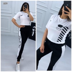 Off White Şerit Detay Takım Off White Şerit Detay Takım