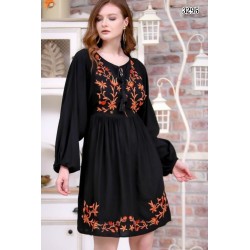 Nakış İşleme İp Detay Elbise Nakış İşleme İp Detay Elbise