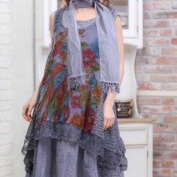 Dantel Detay Çiçek Tasarım Elbise Dantel Detay Çiçek Tasarım Elbise