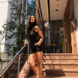 Hürrem Kumaş İnci Detay Şort Tulum