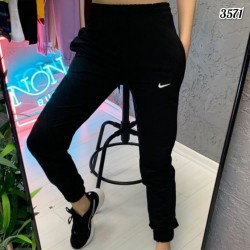 Nke Logo Detay Eşofman Alt Nke Logo Detay Eşofman Alt