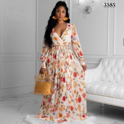 Kruvaze yaka piliseli maxi elbise Kruvaze yaka piliseli maxi elbise