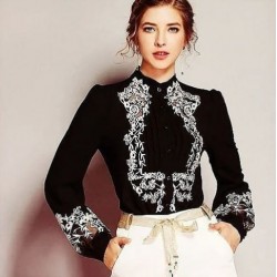 Dantel Tasarım Piliseli Gömlek Dantel Tasarım Piliseli Gömlek