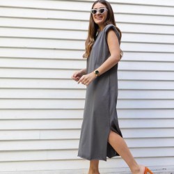 Omuz Vatka Yırtmaçlı Elbise Omuz Vatka Yırtmaçlı Elbise