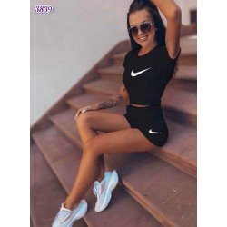 Nke Siyah Şortlu İkili Takım Nke Siyah Şortlu İkili Takım