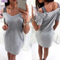 Gri askı detay basic elbise Gri askı detay basic elbise