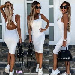 Sırt Detay Tasarım Beyaz Elbise