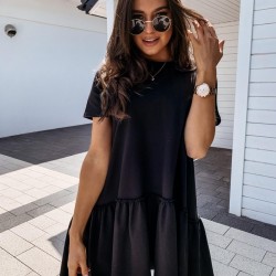 Eteği pileli tasarım elbise Eteği pileli tasarım elbise