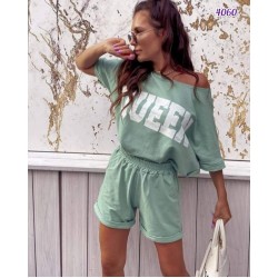 Queen Kayık Yaka Şortlu Takım