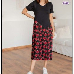 Çiçek desen garnili elbise