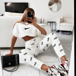 Nke Üst Crop İkili Takım Nke Üst Crop İkili Takım