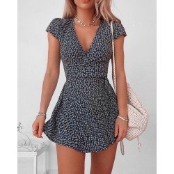 Kruvaze çıtır desen mini elbise Kruvaze çıtır desen mini elbise