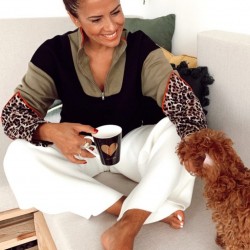 Zara Model Leopar Kol Fermuarlı Sweat Zara Model Leopar Kol Fermuarlı Sweat