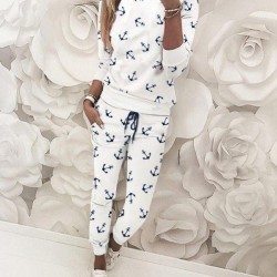 Çapa desenli eşofman takımı