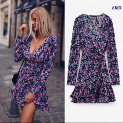 Çıtır desen çiçekli elbise Çıtır desen çiçekli elbise