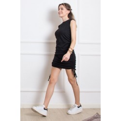 Büzgü detay akrilik siyah elbise Büzgü detay akrilik siyah elbise