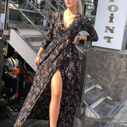 Yırtmaç detay kuşaklı elbise