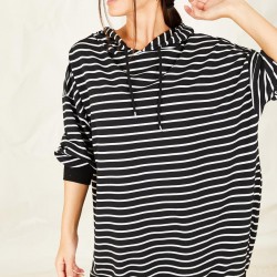 Oversize kapşonlu siyah sweat Oversize kapşonlu siyah sweat