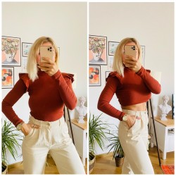 KOL VOLANLI KİREMİT BLUZ  KOL VOLANLI KİREMİT BLUZ