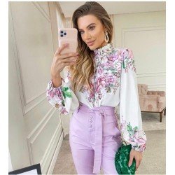 Çiçek desen hakim yaka gömlek