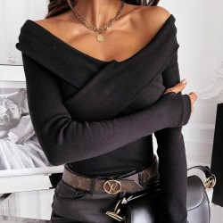 Çapraz yaka tasarım bluz Çapraz yaka tasarım bluz