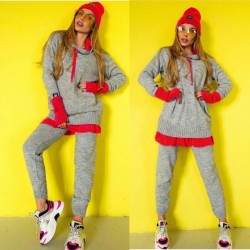 Bere ve eldivenli triko takım (4'lü takım)