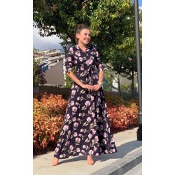 Çiçek desenli midiboy elbise Çiçek desenli midiboy elbise