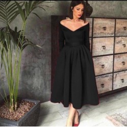 Düşük omuz cepli scuba elbise Düşük omuz cepli scuba elbise