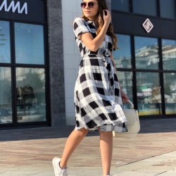 Ekose Kuşaklı Elbise Ekose Kuşaklı Elbise