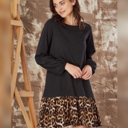 Eteği leopar desenli elbise