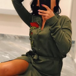 Gül nakışlı gömlek elbise