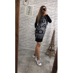 Harf detaylı simli elbise