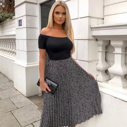 İthal crep piliseli elbise İthal crep piliseli elbise