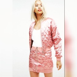 Kapitone Mont Etek Takım