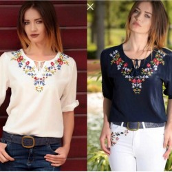 Nakışlı Püskül Detay Bluz