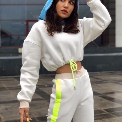 Neon şeritli ikili takım Neon şeritli ikili takım