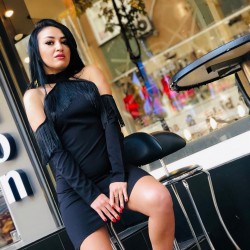 Omuz Detay Püsküllü Elbise Omuz Detay Püsküllü Elbise