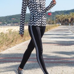 Siyah Beyaz Taytlı Takım Siyah Beyaz Taytlı Takım