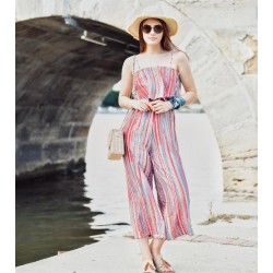 Üstü Fırfırlı Gökkuşağı Tulum  Üstü Fırfırlı Gökkuşağı Tulum