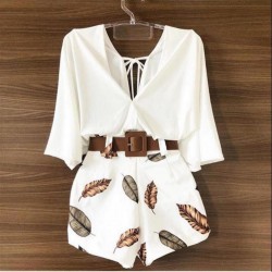 Yaprak Desen Şort Bluz Takım Yaprak Desen Şort Bluz Takım