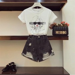 Yırtık Kot Detaylı Takım Yırtık Kot Detaylı Takım